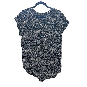 Simple Vera Wang Black and White Patterned Women's Top